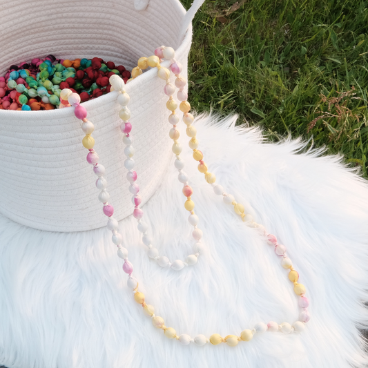 Handmade Silk & Mulberry Wood Beaded Necklace – 65cm | Grey and white Hand-Dyed Necklace