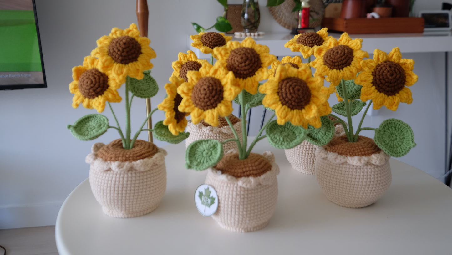 Handmade Crochet Sunflower Pot, Amigurumi Sunflower, Forever Flowers, Crochet Plant, Home Decor, Desk Decor, Gift for Her