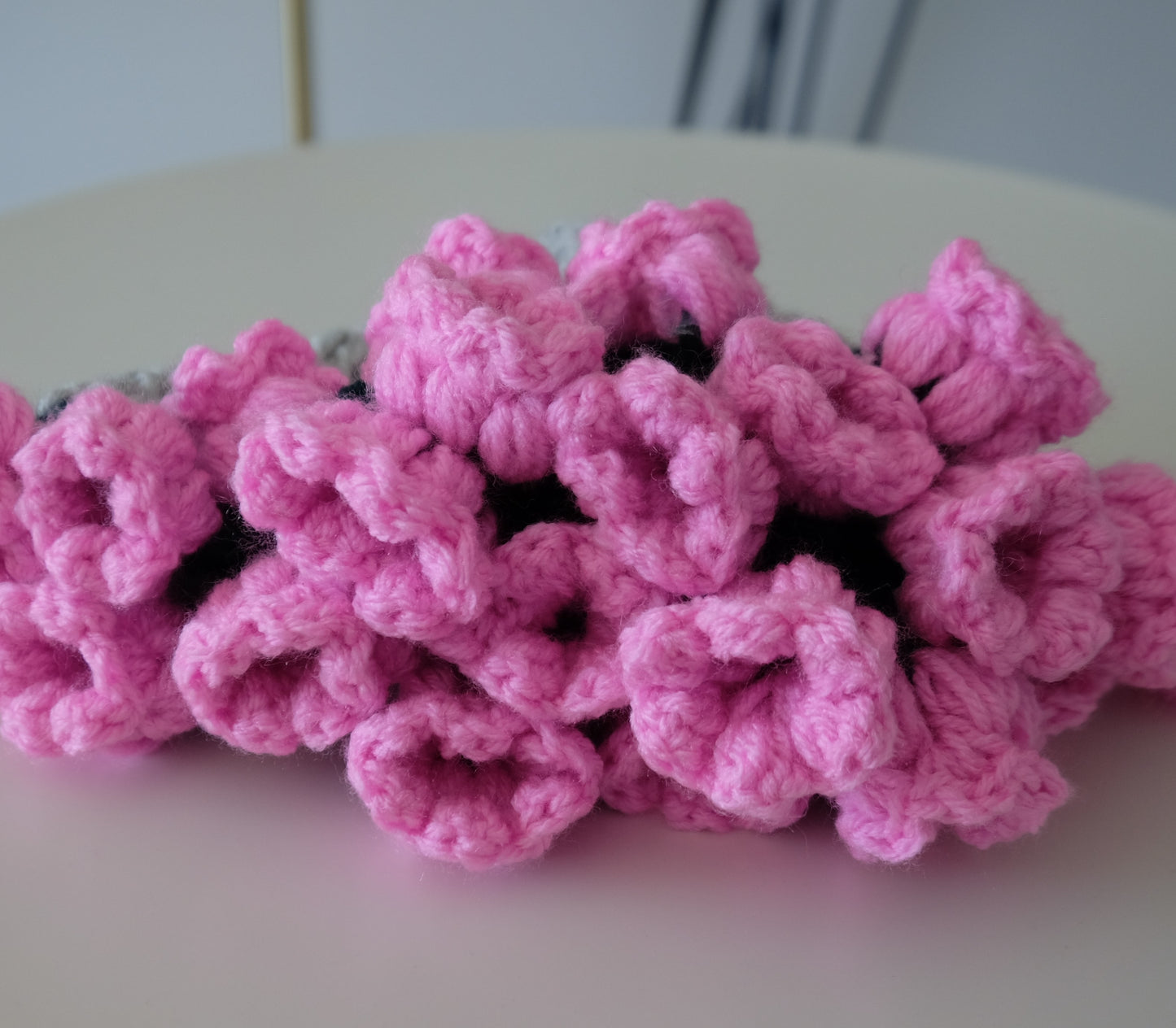 Coquette Aesthetic: Handmade Crochet Tulip Centerpiece Mat 🌸✨