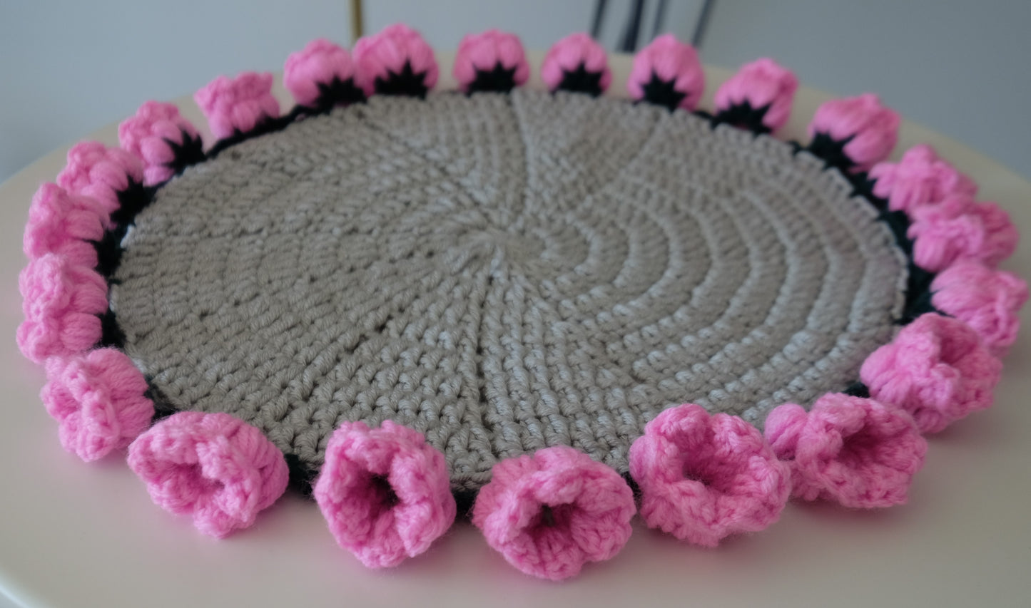 Coquette Aesthetic: Handmade Crochet Tulip Centerpiece Mat 🌸✨